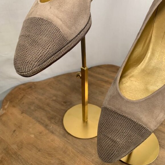 Bruno Magli Made in Italy Low Block Heels Taupe Suede Leather Vinatge Size 10 - Picture 4 of 5